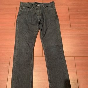 Perry Ellis straight leg jeans